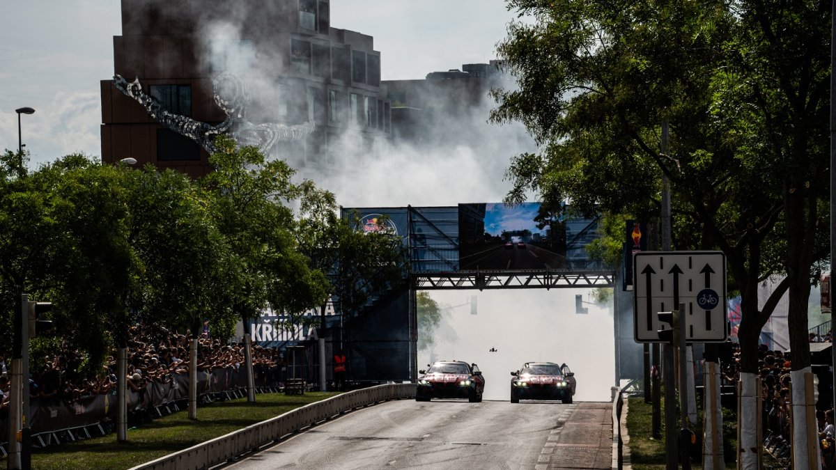 Red Bull Showrun v Praze 