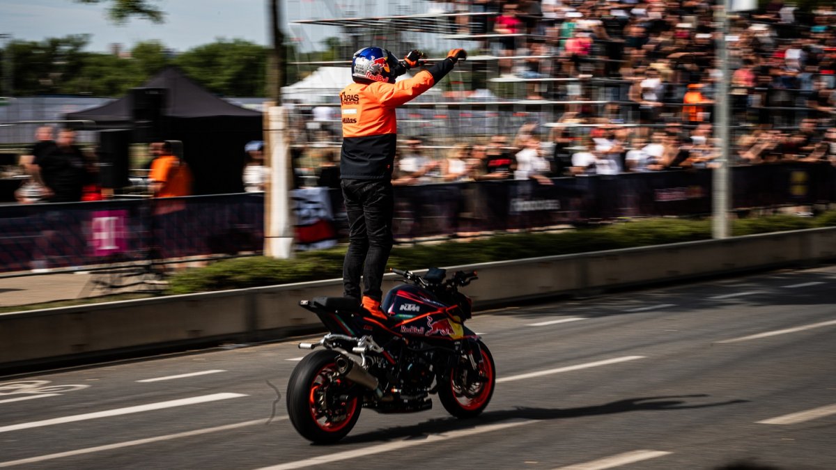 Red Bull Showrun v Praze 