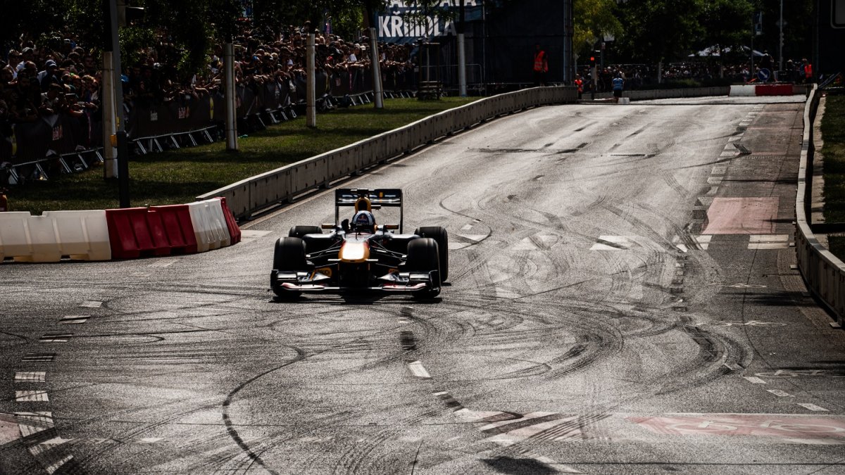 Red Bull Showrun v Praze 