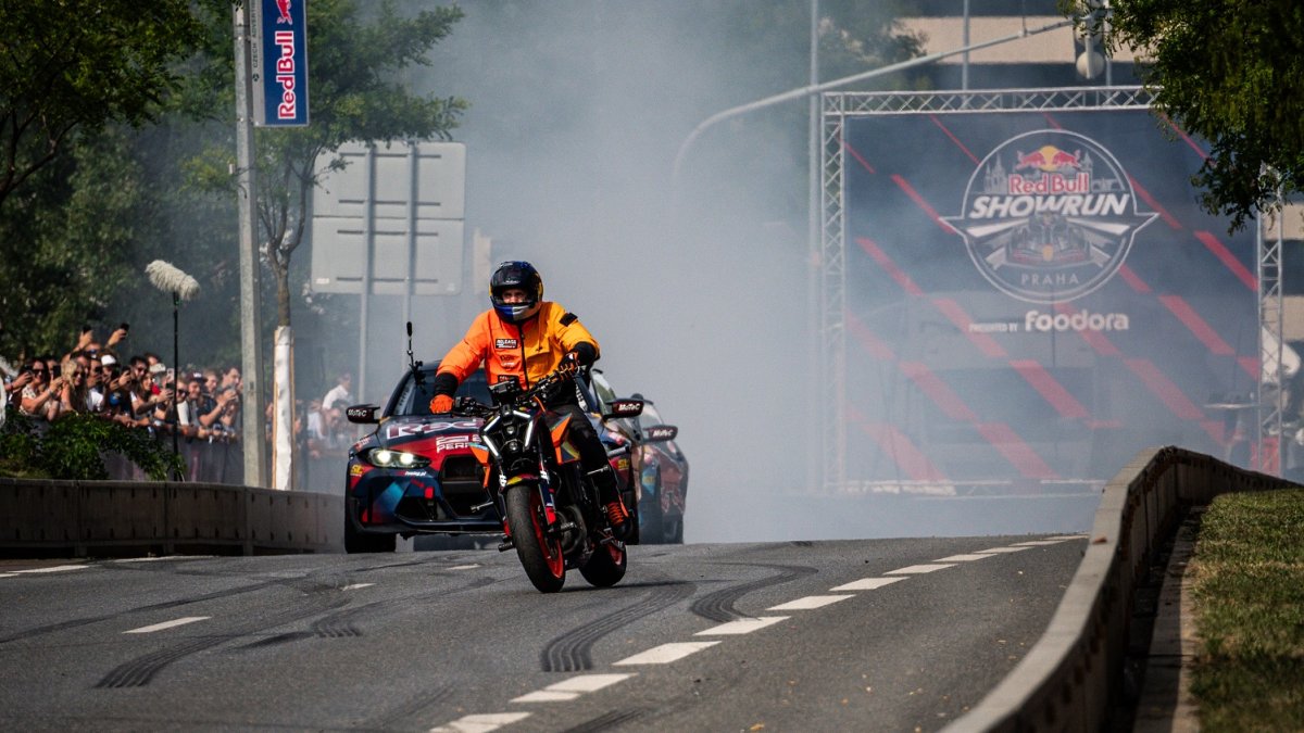 Red Bull Showrun v Praze 