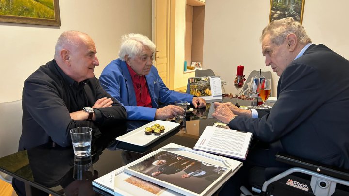 Exprezidenta Miloše Zemana navštívil Jiří Krampol.