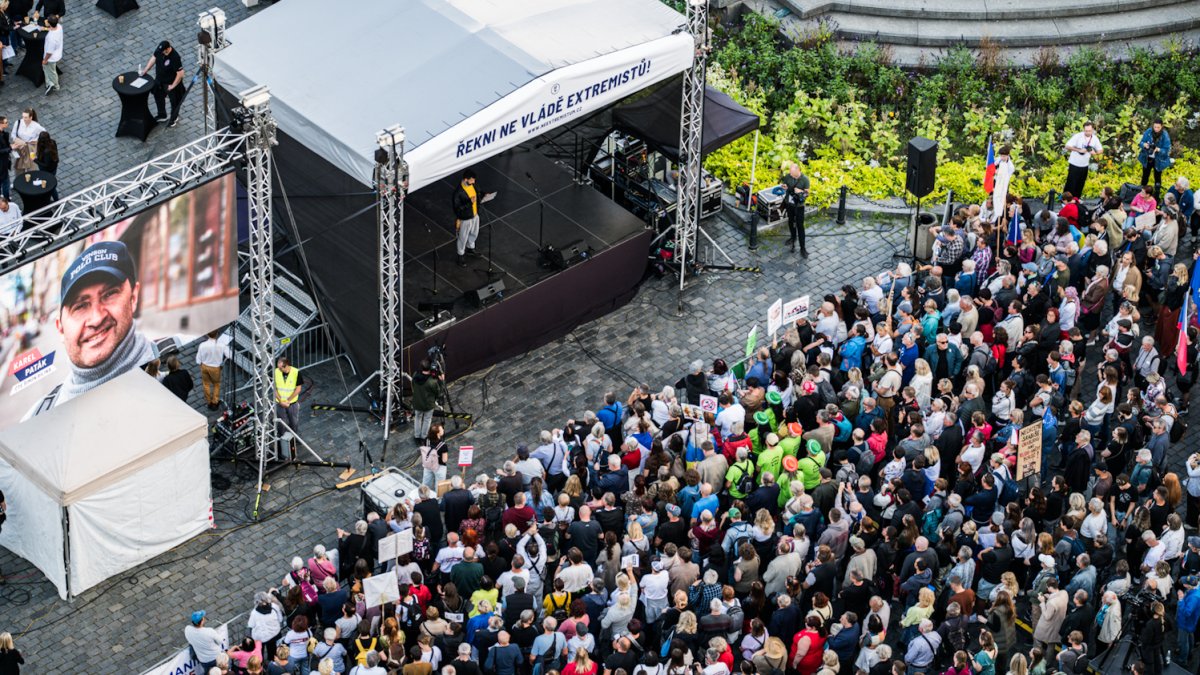 V Praze proběhla demonstrace Zabraňme vládě extremistů. (28.9.2025)