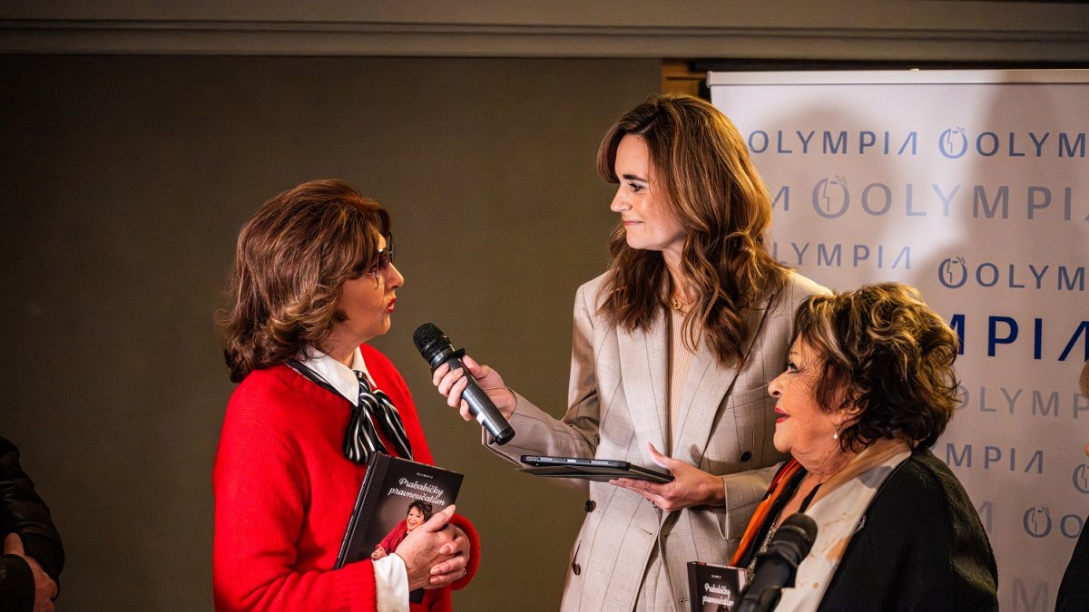 Křest nové kuchařky Jiřiny Bohdalové