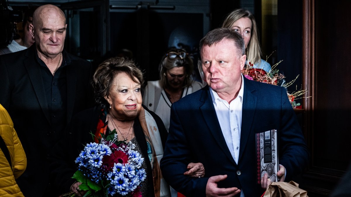 Křest nové kuchařky Jiřiny Bohdalové