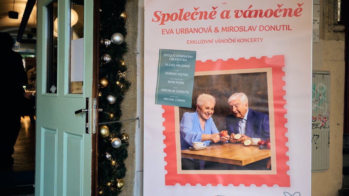 Eva Urbanová a Miroslav Donutil se chystají na společné vánoční koncerty.
