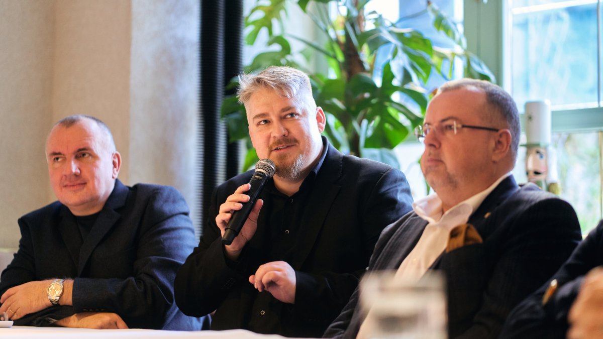 Eva Urbanová a Miroslav Donutil se chystají na společné vánoční koncerty.