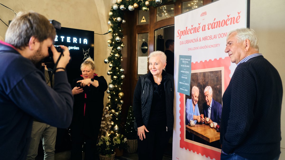 Eva Urbanová a Miroslav Donutil se chystají na společné vánoční koncerty.
