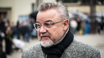 Miloš Pokorný na posledním rozloučení s Patrikem Hezuckým. 