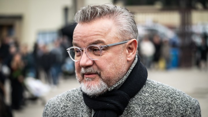 Miloš Pokorný na posledním rozloučení s Patrikem Hezuckým. 