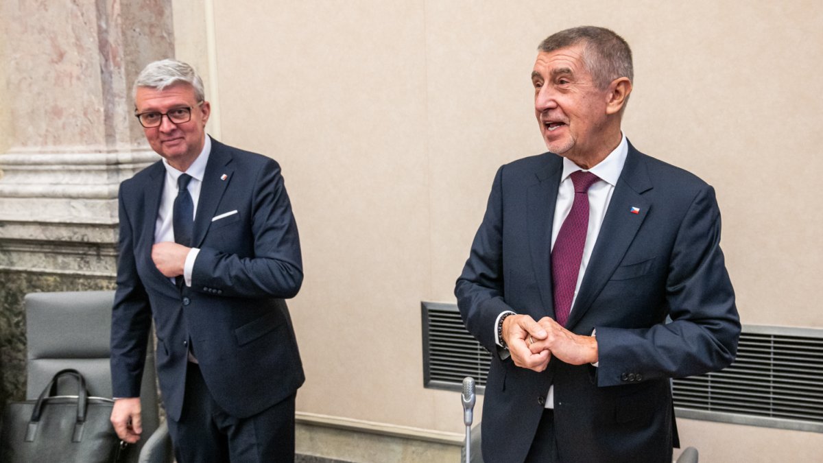 Nová Babišova vláda poprvé zasedala. (15.12.2025)