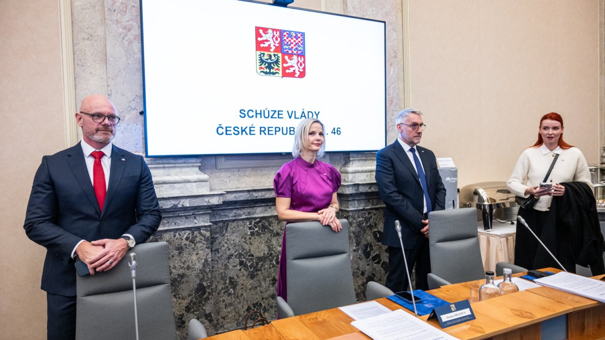 Nová Babišova vláda poprvé zasedala. (15.12.2025)