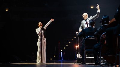 Eva Burešová na vánočním koncertu v O2 areně. 