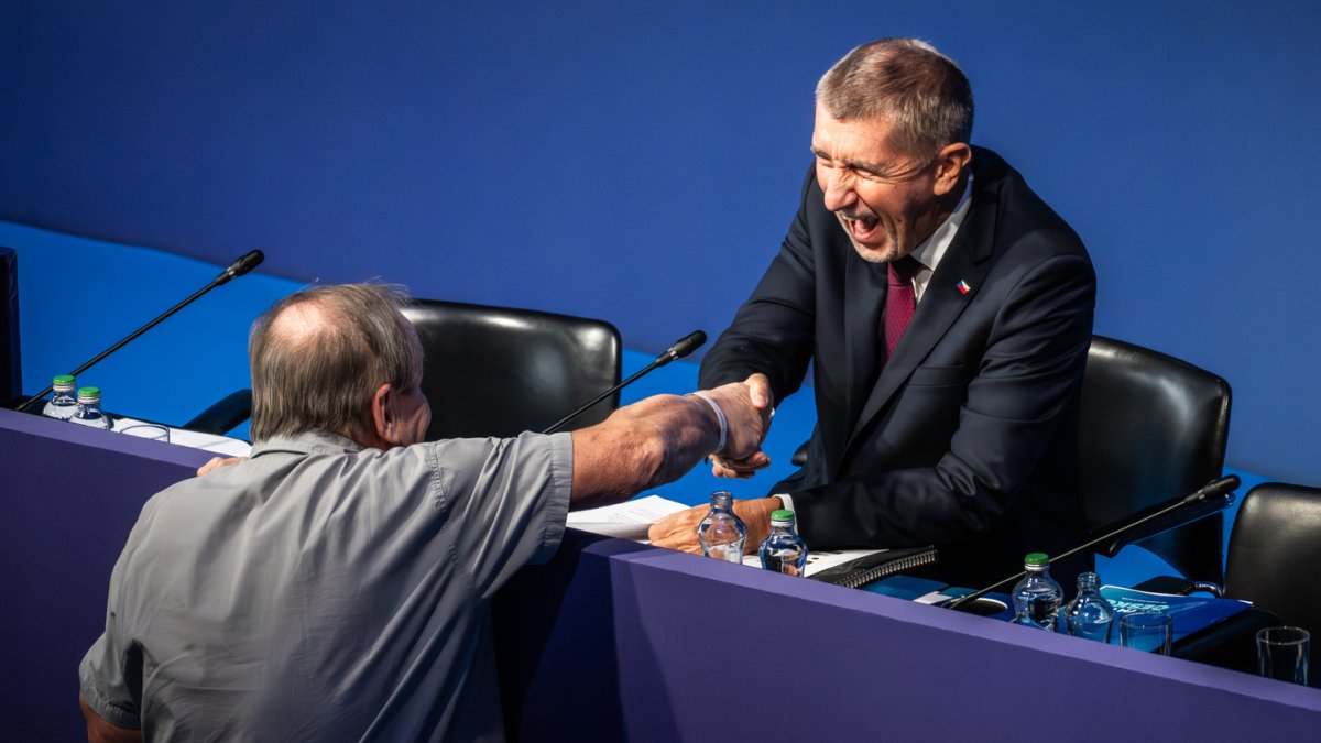 ANO si na sněmu volí vedení. (24.1.2026)