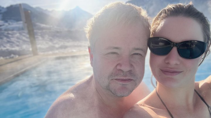 Jakub Horák s partnerkou.