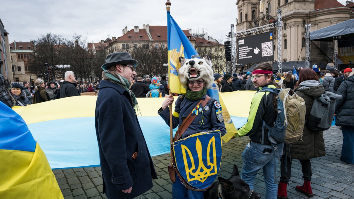 Na Staroměstském náměstí se koná demonstrace na podporu Ukrajiny. (21.2.2026)