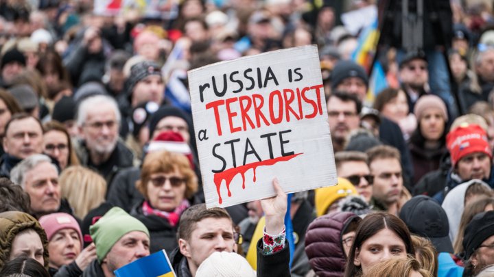 Na Staroměstském náměstí se koná demonstrace na podporu Ukrajiny. (21.2.2026)