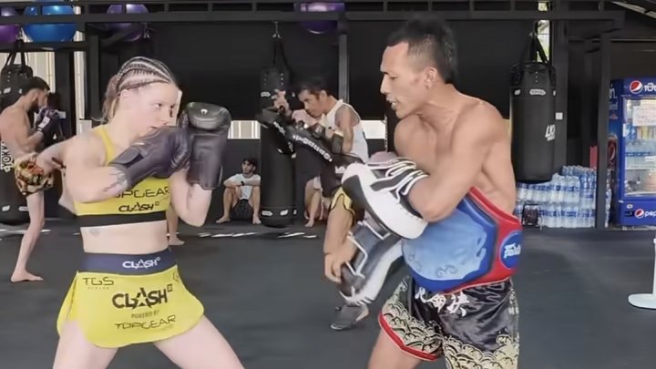 Dominika Elischerová