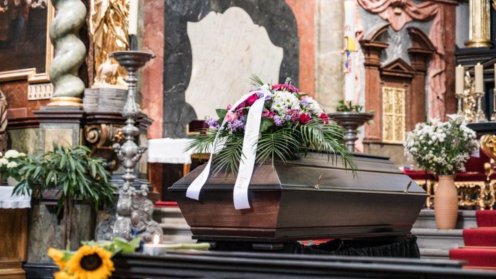 Češi se rozloučili s hercem Janem Potměšilem