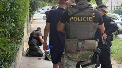 Policie našla hledaného ozbrojeného muže. (23.6.2026)